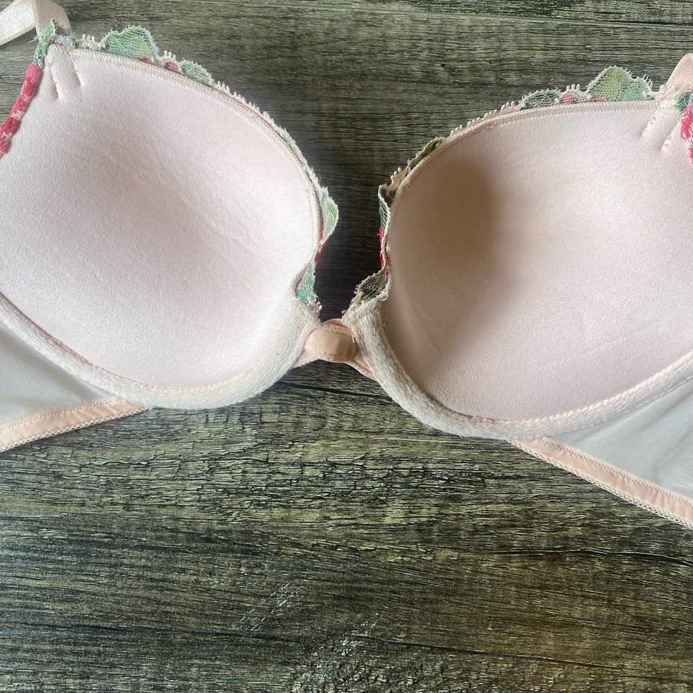 Victoria’s Secret Floral Embroidered Lingerie Set - Pink and Green Size 32C/M - Picture 9 of 17